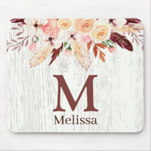 Monogrammierte Wasserfarben-Blumen auf rustikalem  Mousepad