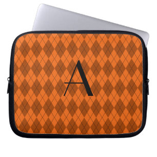 Monogrammorangen-Raute Laptopschutzhülle