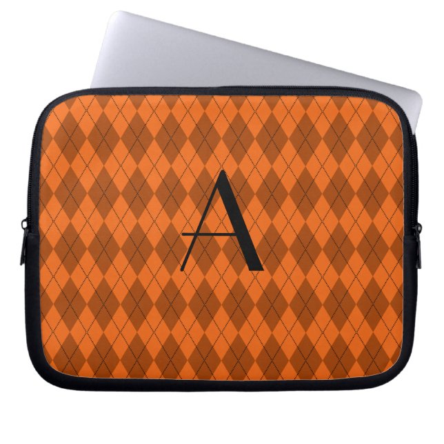 Monogrammorangen-Raute Laptopschutzhülle (Vorderseite)