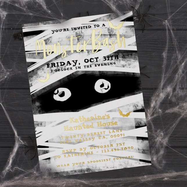 Monster Bash | Schwarz-Weiß-Mummy-Halloween-Party Folieneinladung (Monster Bash | Black & White Mummy Halloween Party Foil Invitation)