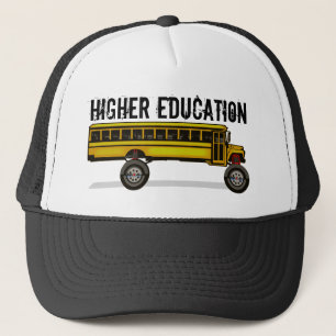 Monster-Bus, HÖHERE BILDUNG Truckerkappe