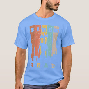 Monster mit Sirenen als Köpfen über Stadt Horror-F T-Shirt