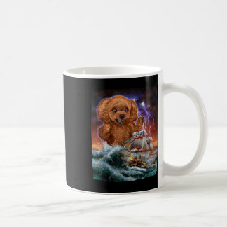 Monster Poodle Hund als Kraken ein Kriegsschiff an Kaffeetasse