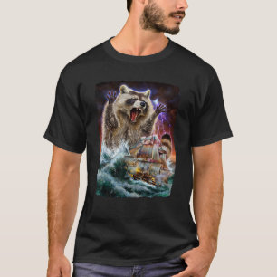 Monster Raccoon als Kraken Angriff auf ein Kriegss T-Shirt