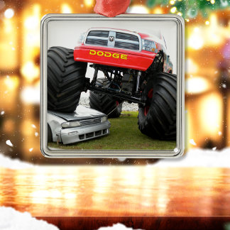 Monster Truck Smashing Car Ornament Aus Metall