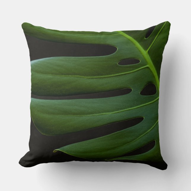 Monstera Leaf up close and personal Kissen (Vorderseite)