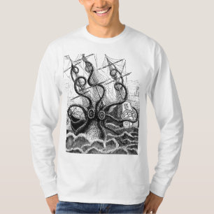 Monströse Oktopusangriffe auf ein Schiff T-Shirt