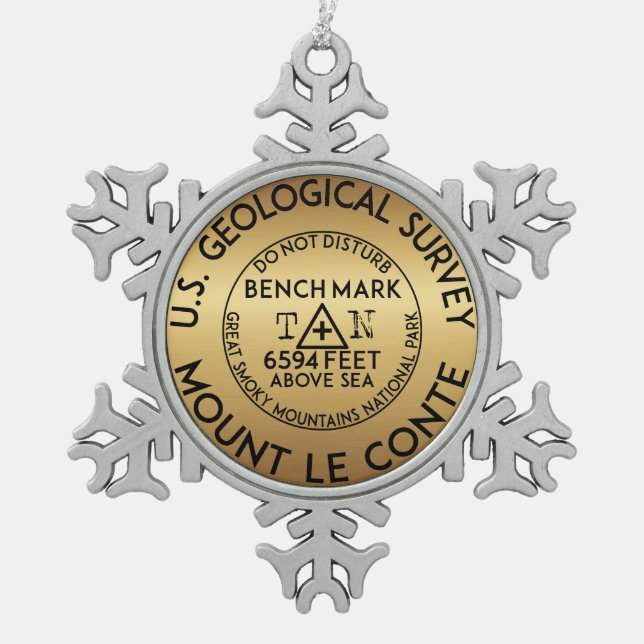Monte Le Conte Benchmark Tennessee Grosser Smoking Schneeflocken Zinn-Ornament (Vorderseite)