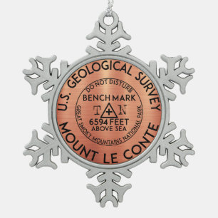 Monte Le Conte Benchmark Tennessee Grosser Smoking Schneeflocken Zinn-Ornament