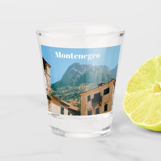 Montenegro Cityscape  Schnapsglas (Vorderseite)
