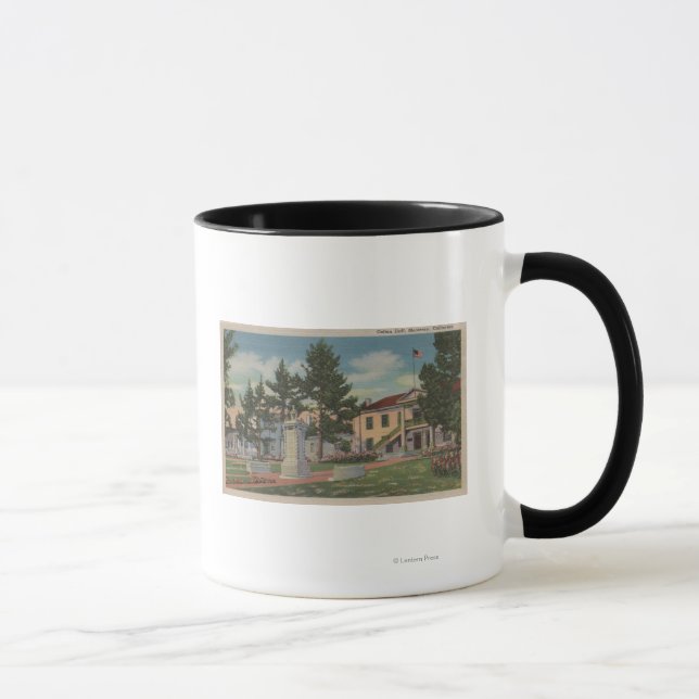 Monterey, CA - Colton Hall View und Grounds Tasse (Rechts)