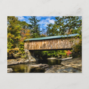 Montgomery Covered Bridge mit fallendem Blattwerk Postkarte