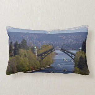 Montlake Brücken-und Kaskaden-Berge Lendenkissen
