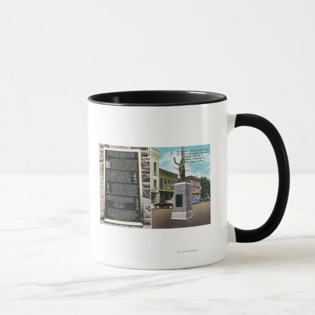 Monument Square und Erwin Historisches Museum Tasse (Rechts)