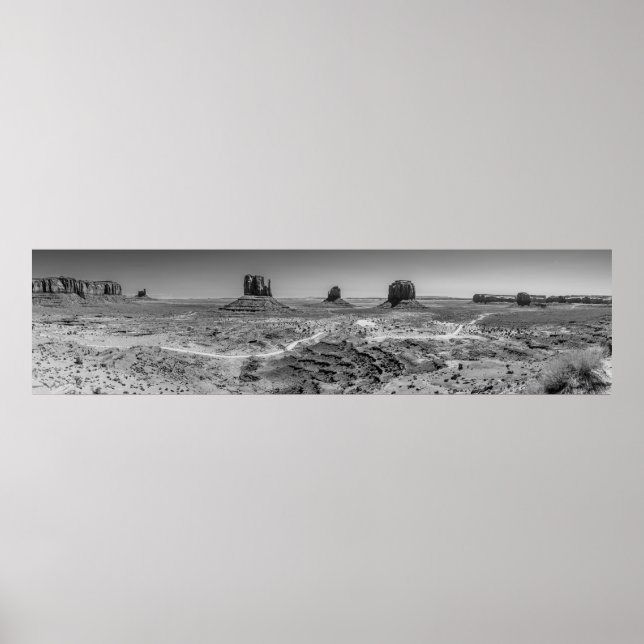 Monument Valley Black and White Panoramic Poster (Vorne)