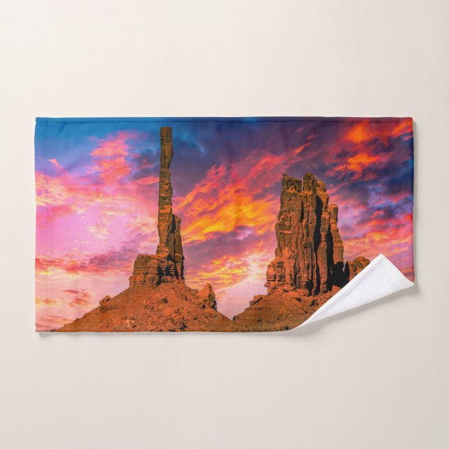 Monumental Handtuch (Handtuch)