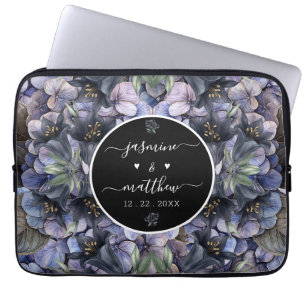 Moody Black Floral Klassische Namen Hochzeitspaar Laptopschutzhülle