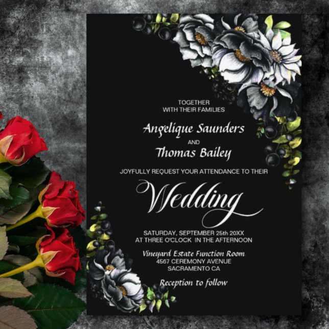 Moody Black Floral Wedding Einladung (Von Creator hochgeladen)