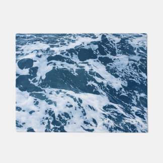 Moody Blue Ocean Waves Fußmatte