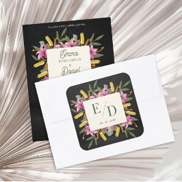 Moody Blush Lily Black Floral Monogram Wedding Quadratischer Aufkleber