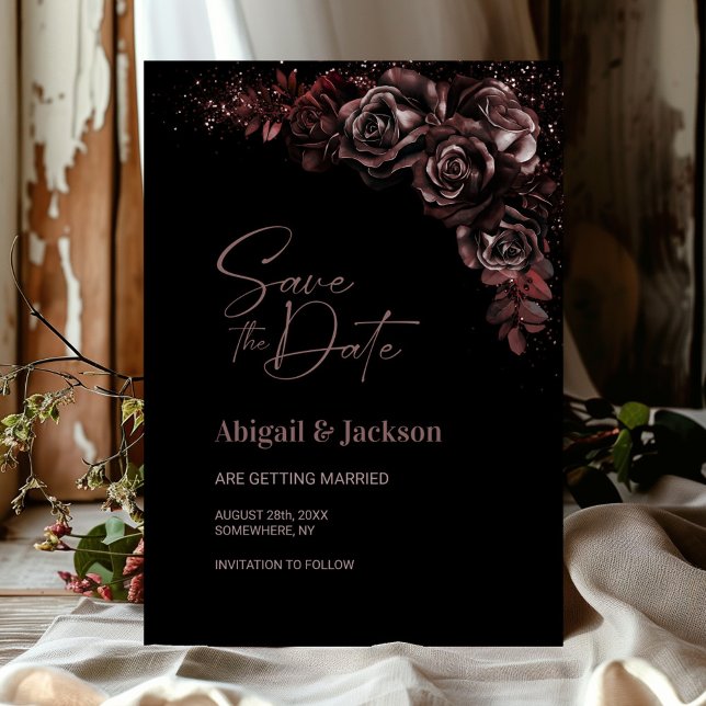 Moody Chocolate Floral Wedding Save the Date (Von Creator hochgeladen)