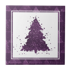 Moody Christmas Tree   Lila Spritzer Deep Plum Fliese