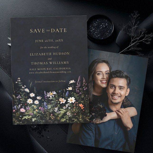 Moody Dark Elegante Romantische Wildblumen Hochzei Save The Date (wedding save the date moody dark romantic gothic floral black wildflowers photo announcement)