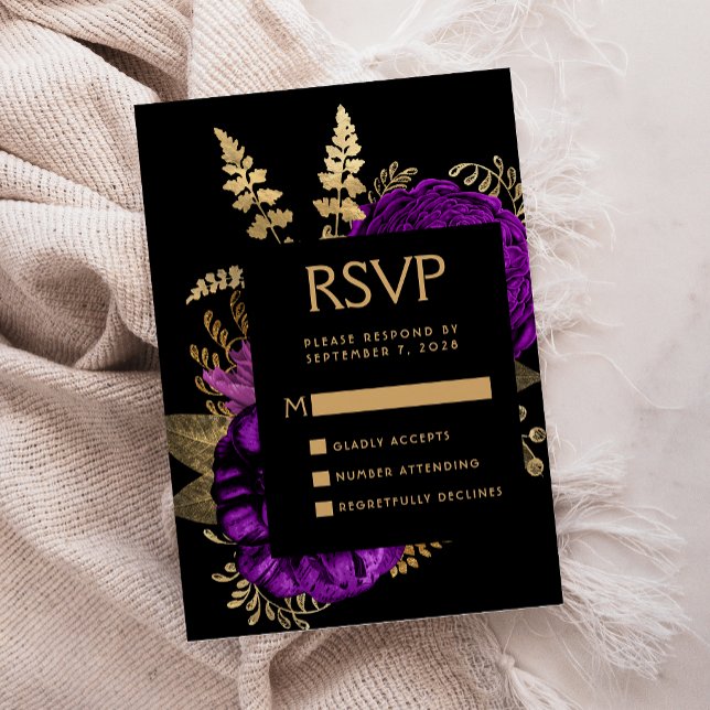 Moody Dark Floral Purple Gold Wedding RSVP Begleitkarte (Von Creator hochgeladen)