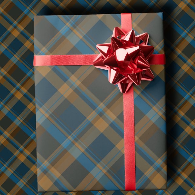 Moody Diagonal Navy, Brown and Copper Tartan Plaid Geschenkpapier (Von Creator hochgeladen)