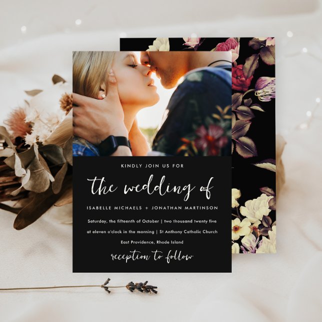 Moody Floral Pattern Foto Wedding Einladung (Elegant moody floral wedding invitation features lovely vintage look flowers on a black background.)