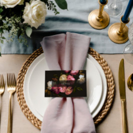 Moody Floral Wedding Dark Romantic Black Burgundy Platzkarte