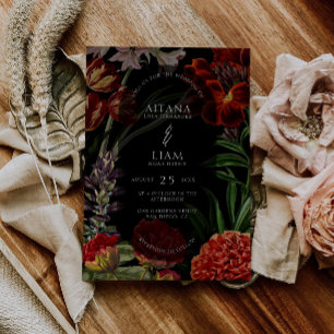 Moody Floral Wedding Einladung