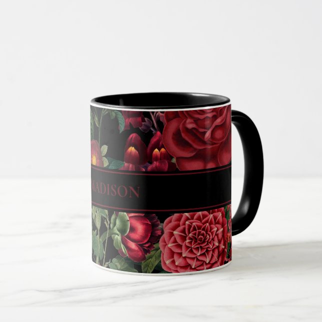 Moody Florals Black & Burgundy Vintag Monogram Tasse (VorderseiteRechts)