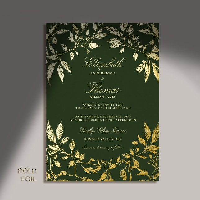 Moody Forest Foliage Frame Moderne klassische Hoch Folieneinladung (moody forest wedding invitation botanical frame dark green gold elegant classic traditional formal)