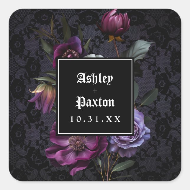 Moody Gothic Lila Floral Bouquet auf Black Lace Quadratischer Aufkleber (Vorderseite)