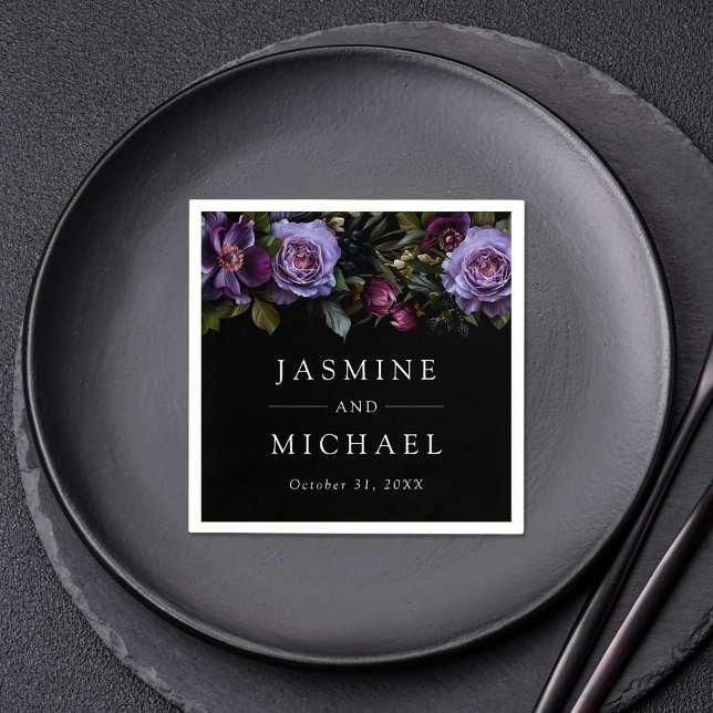 Moody Gothic Lila Floral Wedding Serviette (Von Creator hochgeladen)