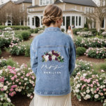 Moody Lila Blooms Calligraphy Mrs. wedding day Jeansjacke<br><div class="desc">Weitere Möglichkeiten zur Formulierung von Hochzeitseinladungen finden Sie in der kompletten Hochzeitskalligraphie: https://www.zazzle.com/collections/modern_minimalist-119052317964885904?rf=238296117664346256</div>
