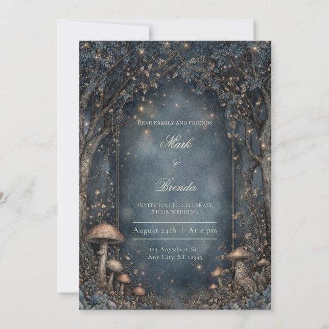 Moody Midnight Gothic Arch Forest Wedding Einladung (Vorderseite)