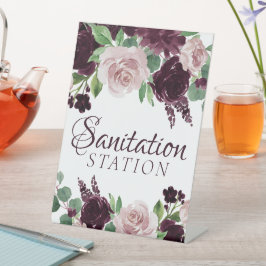 Moody Passions | Dramatischer Lila Weinanbau Sockelschild