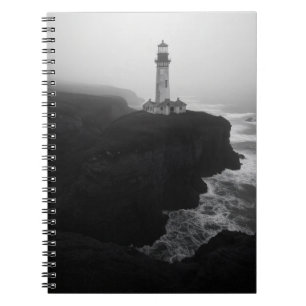 Moody Schwarz-weiß Coastal Lighthouse Notebook Notizblock