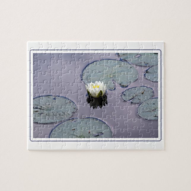 Moody Water Lily mit Grenze Puzzle (Horizontal)