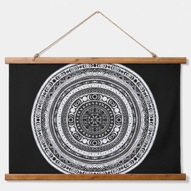 Moon Child Mandala Triple Moon Hexe Wandteppich Mit Holzrahmen (Vorne)