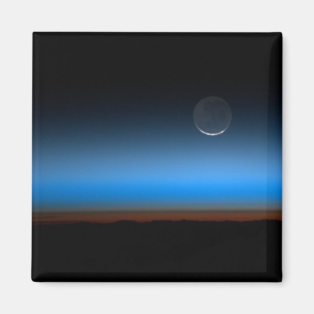 Moon From Space Magnet (Vorne)