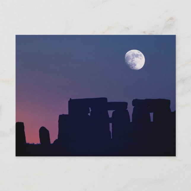 Moon Over Stonehenge | Wiltshire, England Postkarte (Vorderseite)