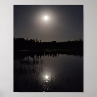 Moon Reflection auf dem See Poster