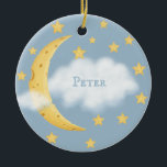Moon Stars & Fluffy Cloud Blue Baby Keepake Keramik Ornament<br><div class="desc">Dieses fantasievolle Design hat einen halbmondfarbenen Mond und Sterne aus gelbem heiligen Schweizer Käse und den Namen Ihres Babys auf einer flauschigen weißen Wolke und eine individuelle Nachricht auf der Rückseite.</div>