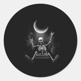 Moon Swinging Skeleton Rock and Roll Halloween Roc Runder Aufkleber