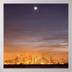 Moon über San Francisco am unklaren Dezember Poster
