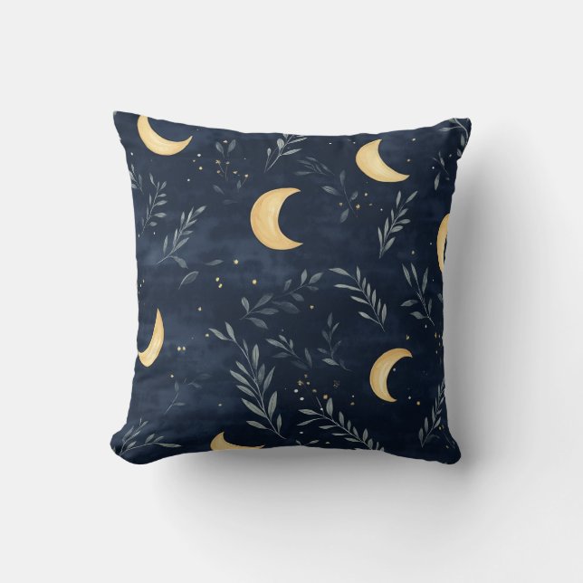Moonlit Elegance Throw Kissen (Vorderseite)