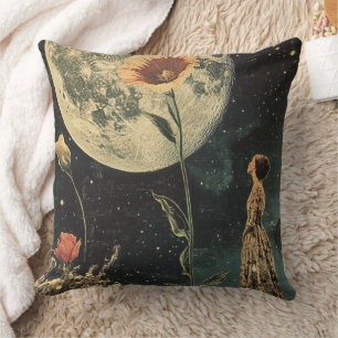 Moonlit Elegante - Frau mit dem Mond Kissen